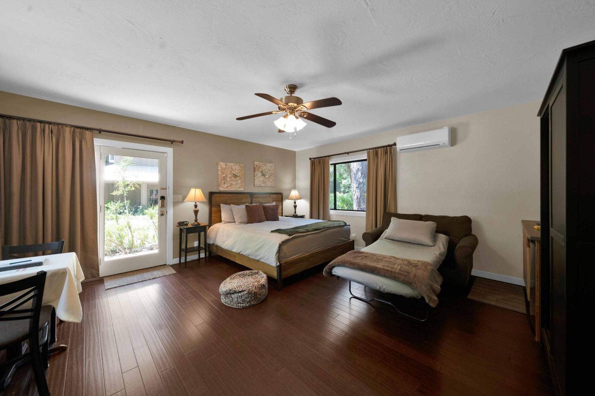 The Inn At Shasta Lake 莱克海德 外观 照片