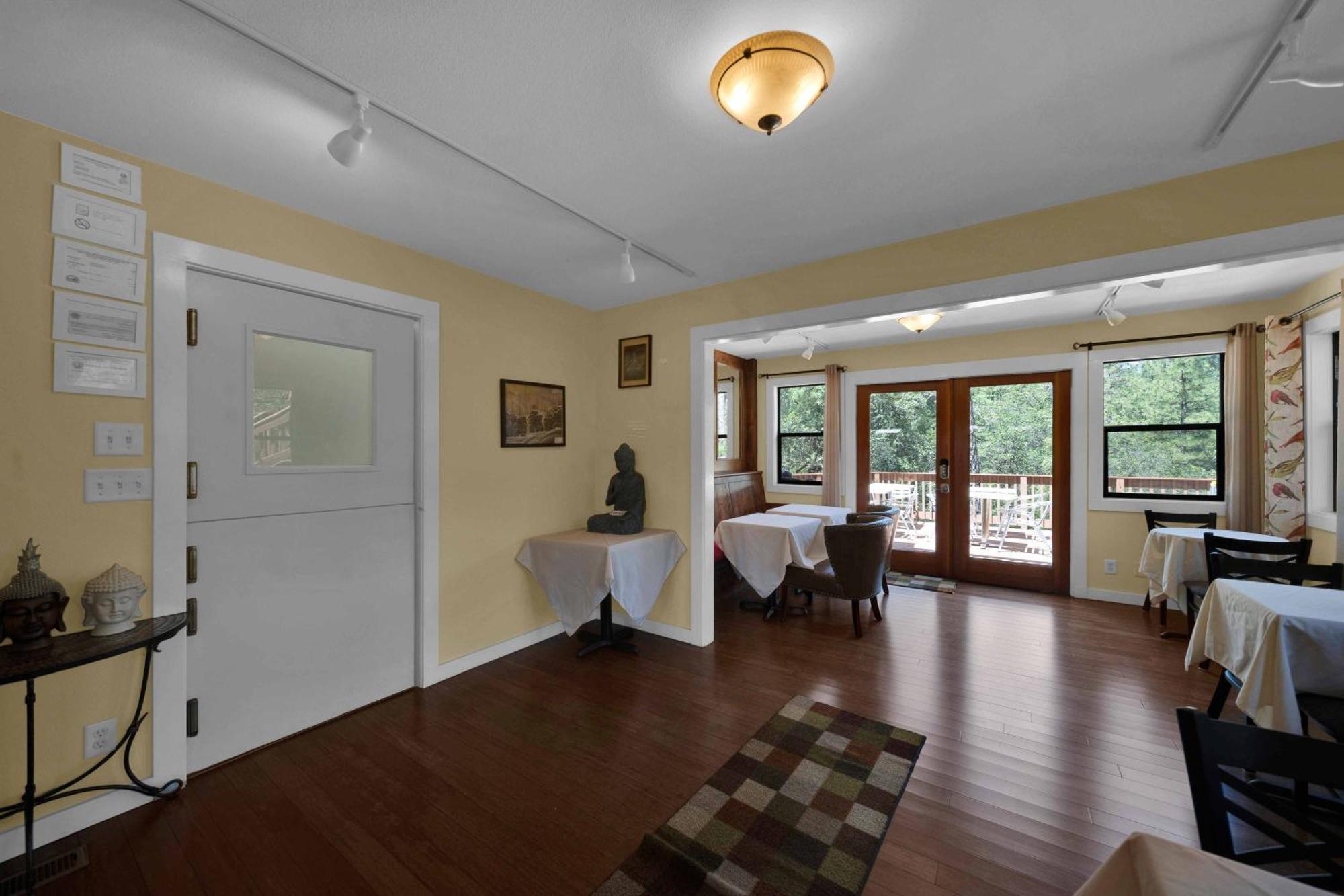 The Inn At Shasta Lake 莱克海德 外观 照片